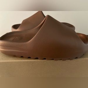 YZY Adidas Slides - new!